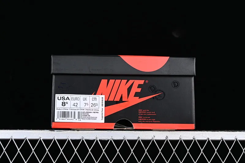 All categories Air Jordan Jordan series basketball shoes Air Jordan 1 High LJR version Air Jordan 1 Rookie Of the Year AJ1 Joe 1 black brown toe 555088-700